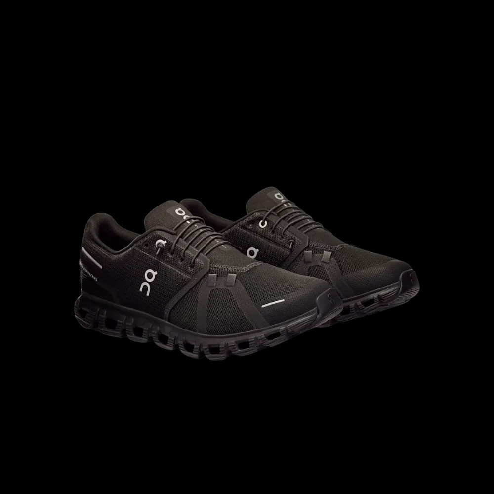 On Running Cloud 6 Wide Black - HypeFly India View 3