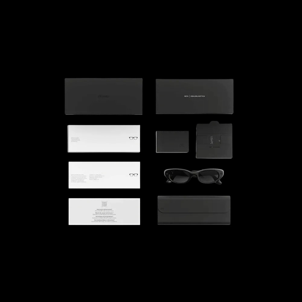 Meta Glasses Starfire Kylie Edition Classic Black Clear to Grey Transitions - HypeFly India View 3