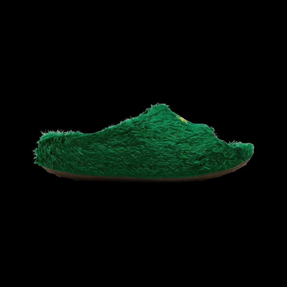 Swoosh x Nike ReactX Rejuven8 Slide 'Touch Grass - Kelly Green' - HypeFly India View 1