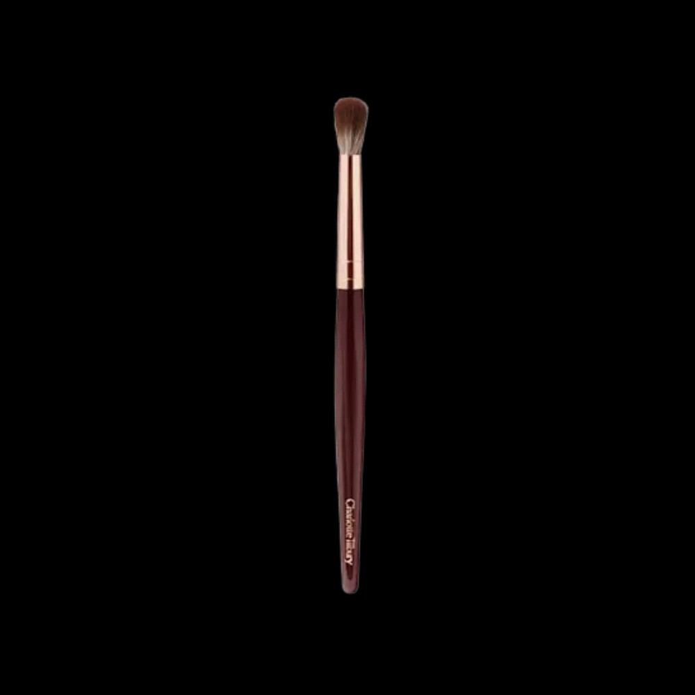 Charlotte Tilbury Eye Blender Brush Rose Gold & Night Crimson - HypeFly India View 2