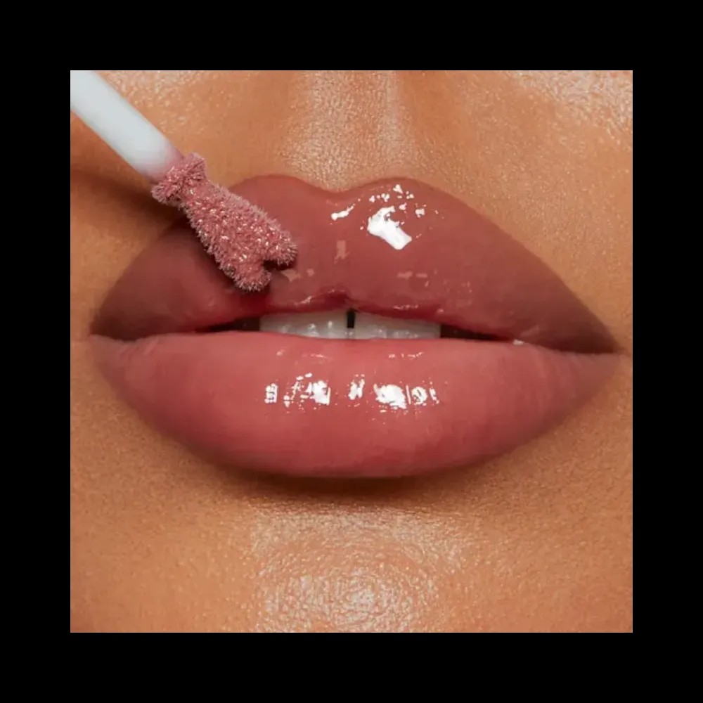 Charlotte Tilbury Collagen Lip Bath Pillow Talk Medium - HypeFly India View 5