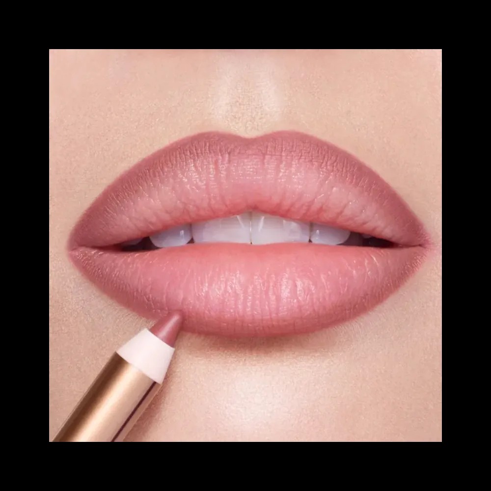 Charlotte Tilbury Lip Cheat Pillow Talk Medium - HypeFly India View 4