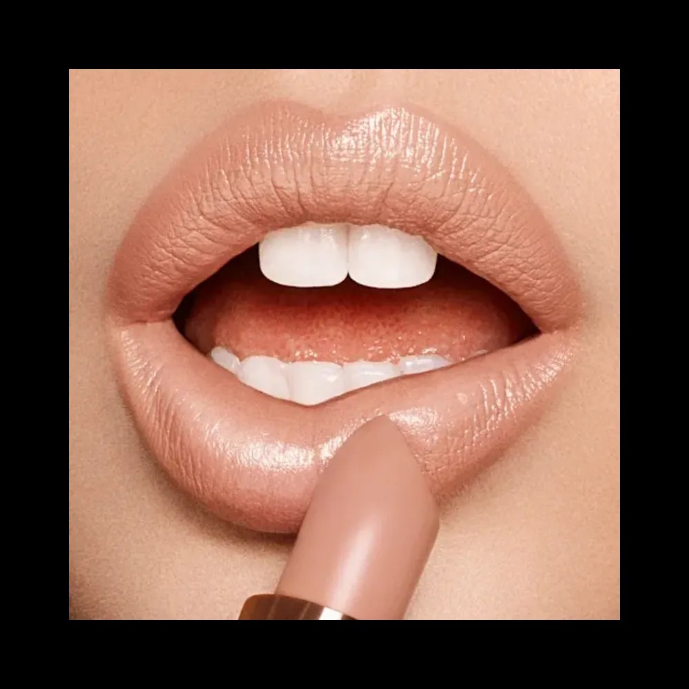 Charlotte Tilbury K.I.S.S.I.N.G Nude Kate - HypeFly India View 2
