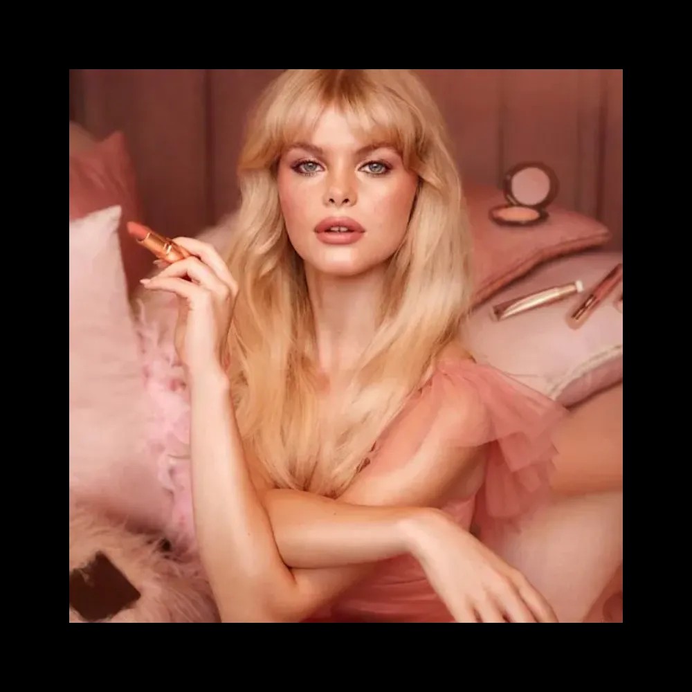 Charlotte Tilbury Cheek to Chic Pillow Talk Original - HypeFly India View 4