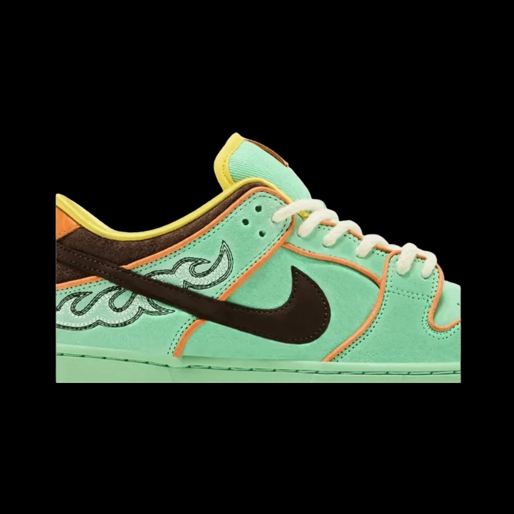 Nike Dunk Low SB 'Rodeo' - HypeFly India View 4