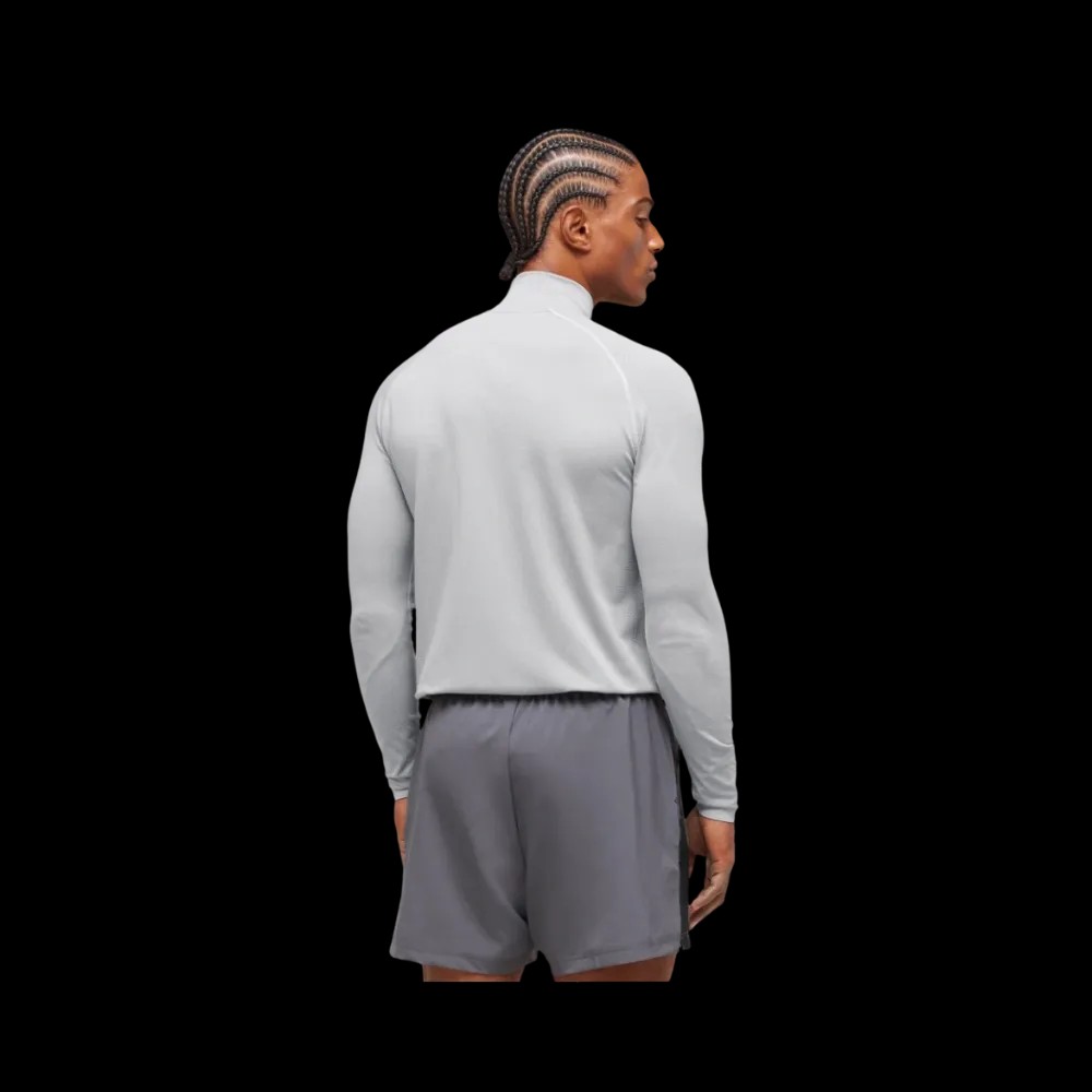 Gymshark Vital Seamless 1/4 Zip Slim Fit Light Grey/Smokey Grey - HypeFly India View 5