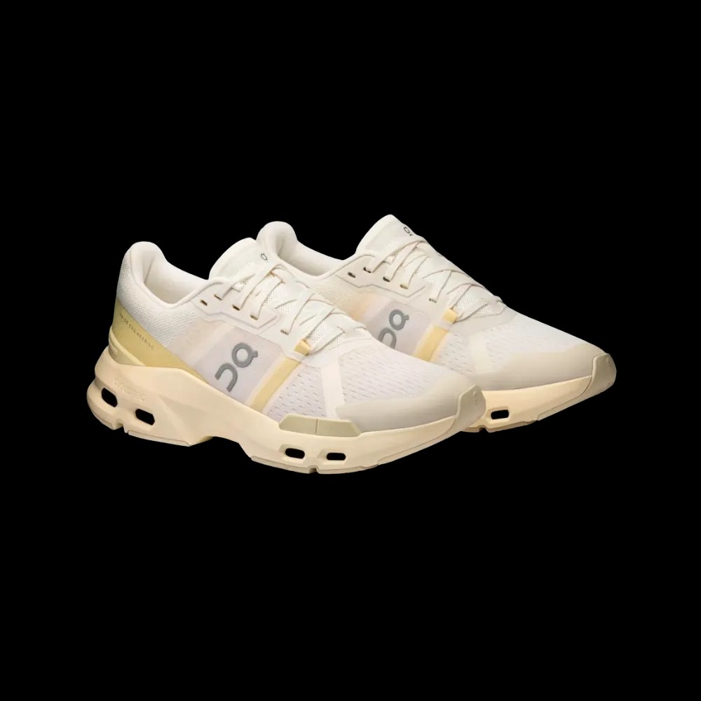 On Running Cloudpulse Ivory Tumeric - HypeFly India View 2