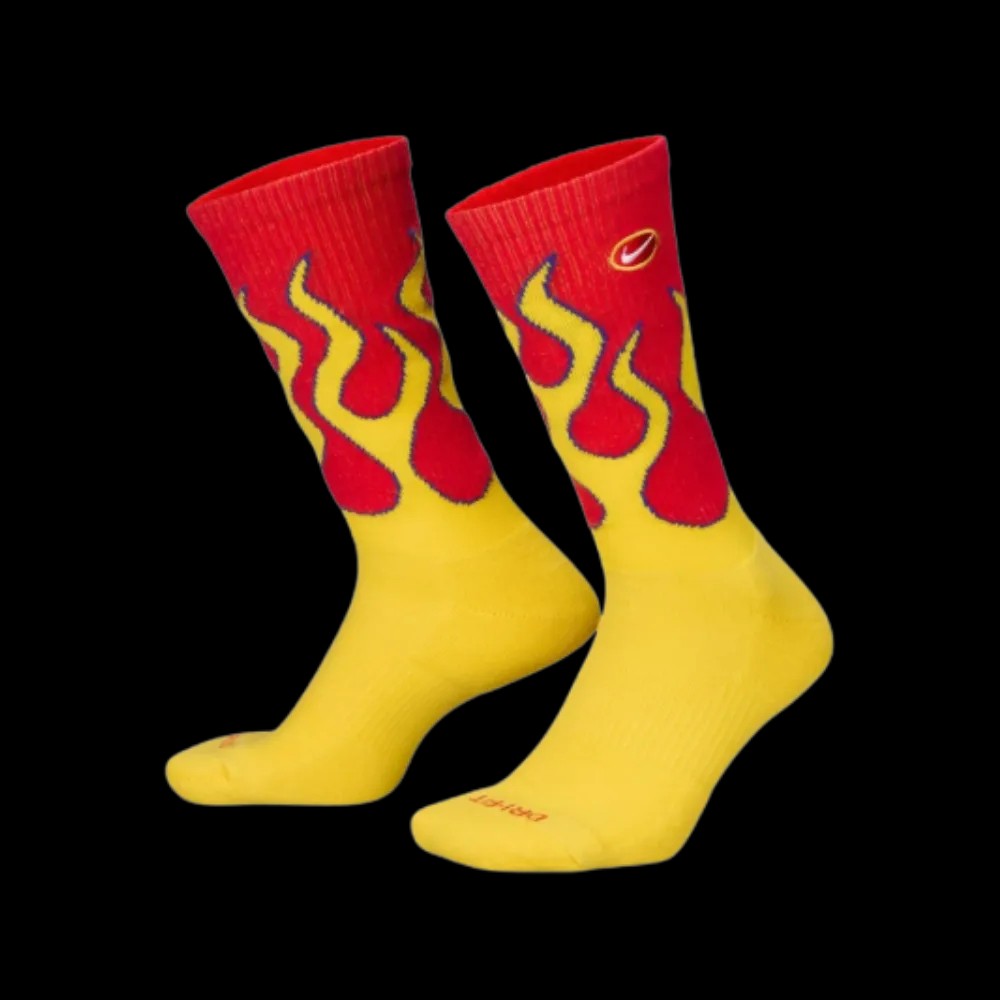 Nike Everyday Plus Crew Socks OG Flame Yellow - HypeFly India View 1