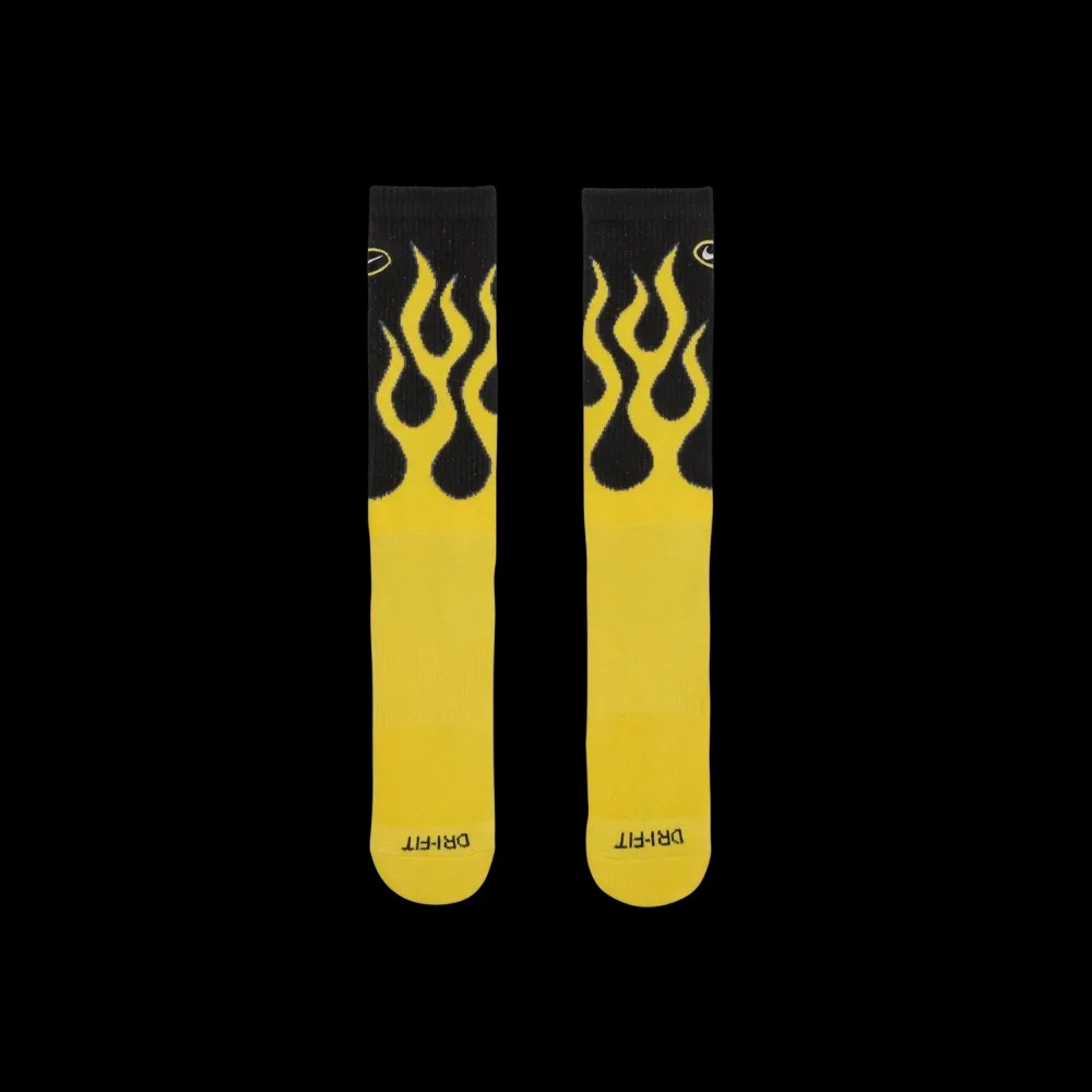 Nike Everyday Plus Crew Socks OG Flame Yellow Black - HypeFly India View 2