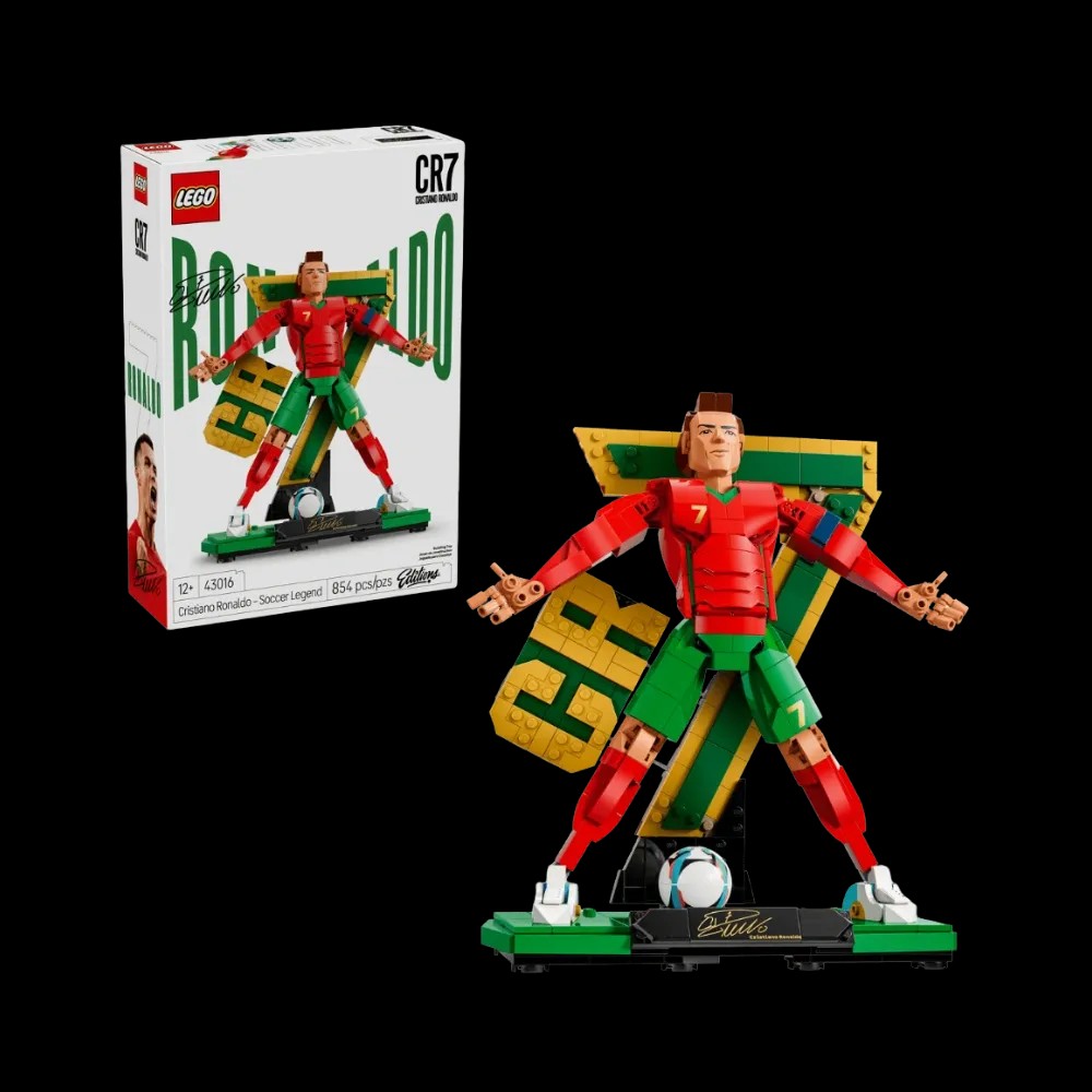 Lego Cristiano Ronaldo – Soccer Legend - HypeFly India View 3