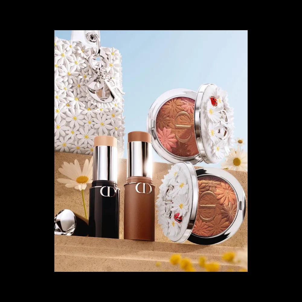 Dior Forever Skin Bronze 01 Light Fair - HypeFly India View 5