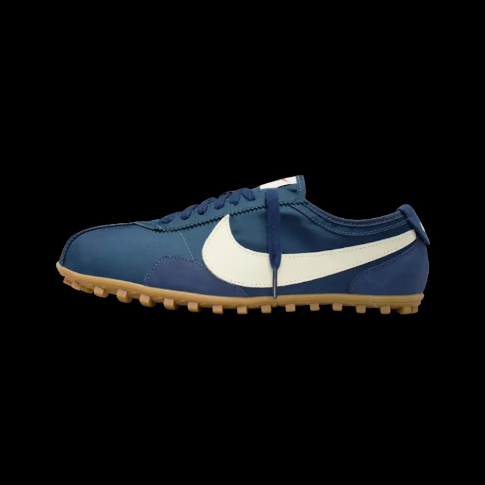 Nike Moon Shoe 'Midnight Navy Gum' - HypeFly India View 3