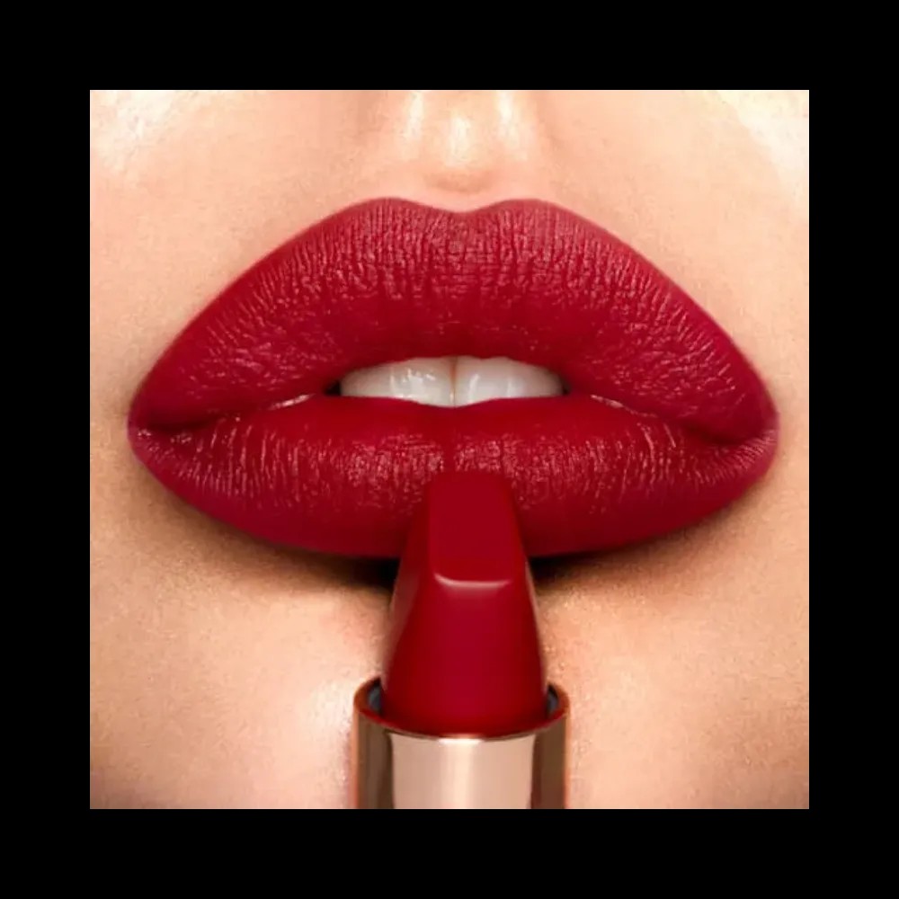 Charlotte Tilbury Matte Revolution Red Carpet Red - HypeFly India View 3