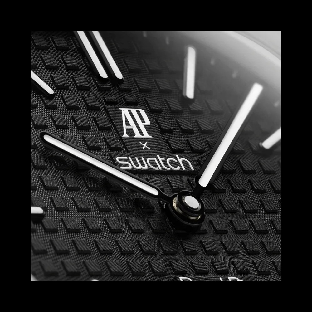 Swatch x Audemars Piguet AP - Royal Pop “Ocho Negro” - HypeFly India View 3