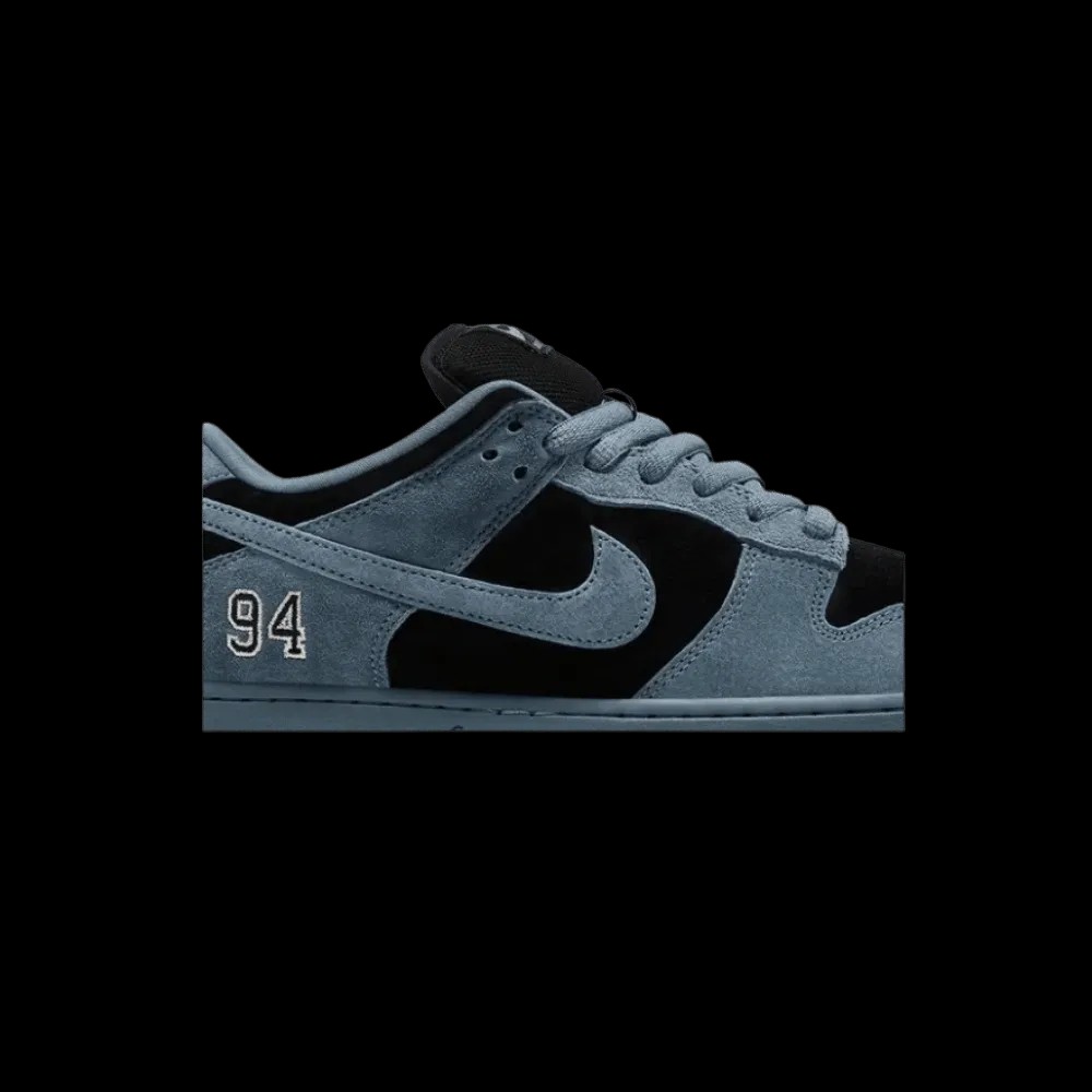 Supreme x Dunk Low SB 'Ocean Fog' - HypeFly India View 2