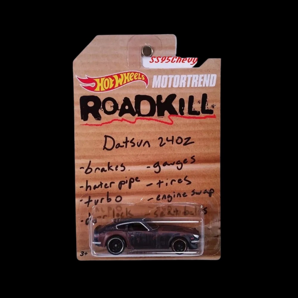 Hot Wheels Motortrend Roadkill Rotsun Custom '71 & Datsun 240Z Set - HypeFly India View 3