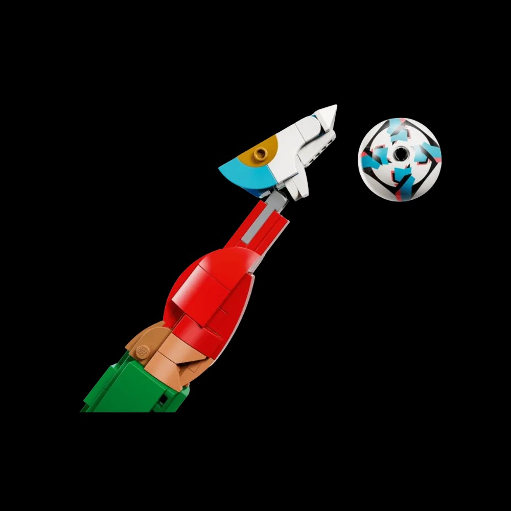 Lego Cristiano Ronaldo – Soccer Legend - HypeFly India View 4