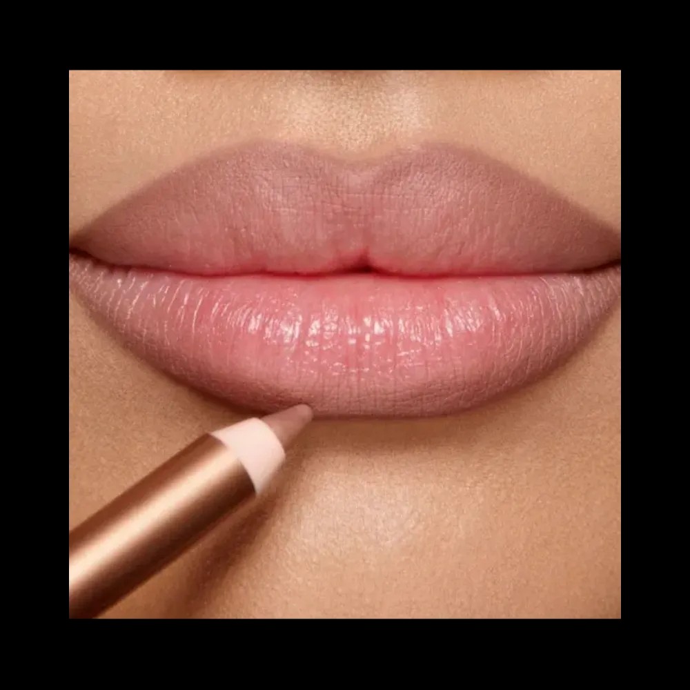 Charlotte Tilbury Glossy Lip Duo Nude Pink - HypeFly India View 4