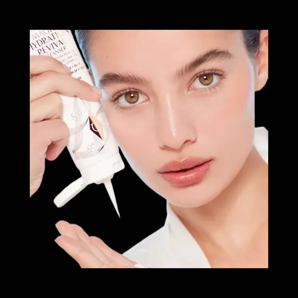 Charlotte Tilbury Magic Cleanse, Tone & Glow Duo Skincare Kit - HypeFly India View 2