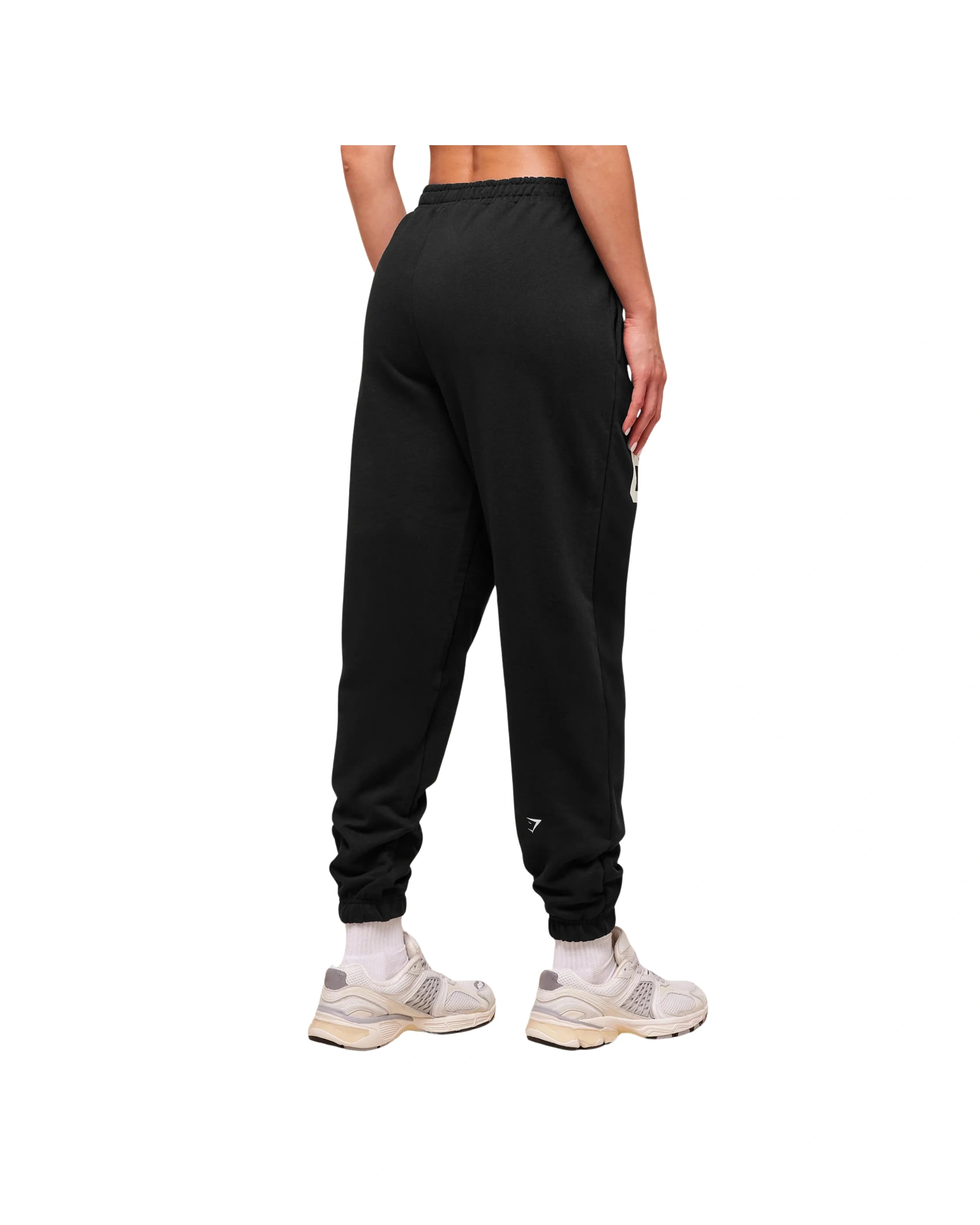 Gymshark Varsity Graphic Oversized Jogger Black - HypeFly India View 3