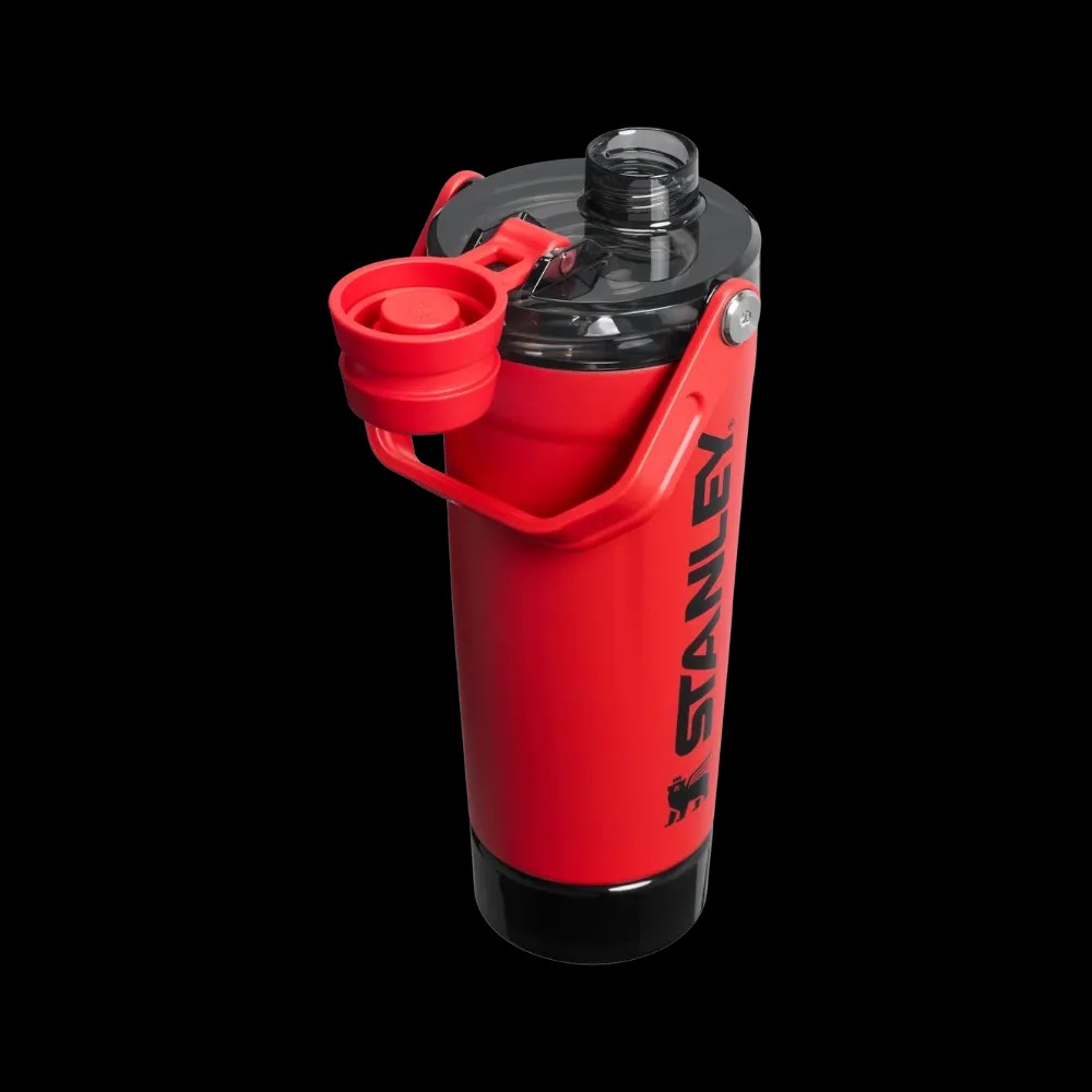 Stanley The Vitalize™ Shaker Bottle 20 OZ Chili Black - HypeFly India View 3