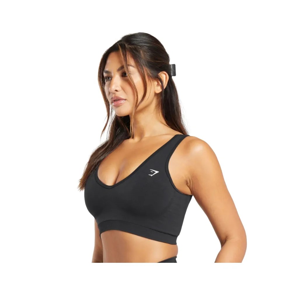 Gymshark Everyday Seamless Sports Bra Medium Support Black - HypeFly India View 4