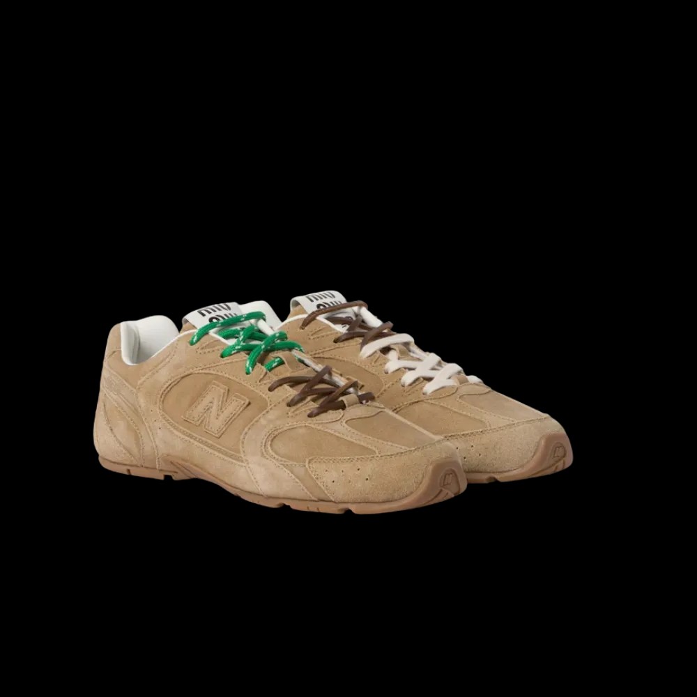 New Balance x Miu Miu 530 SL 'Ecru - HypeFly India View 2