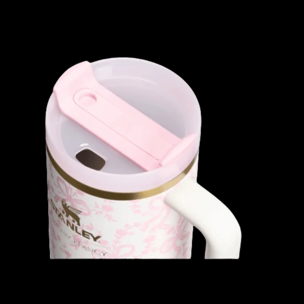 Stanley Stanley 1913 x LoveShackFancy Holiday Quencher H2.0 FlowState Tumbler (40OZ) Coquette Bow Chantilly - HypeFly India View 3