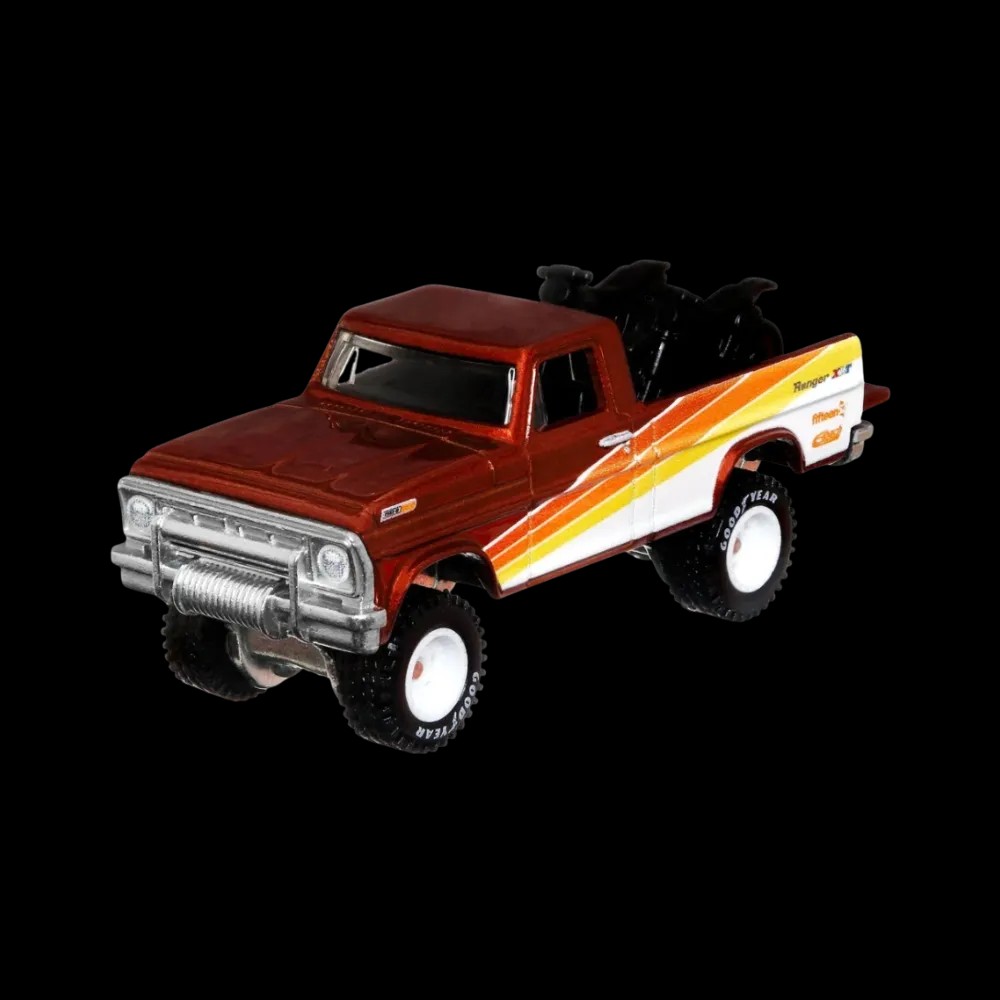 Hot Wheels Premium Horizon Hauler 1978 Dodge Custom '62 Pickup Set - HypeFly India View 3