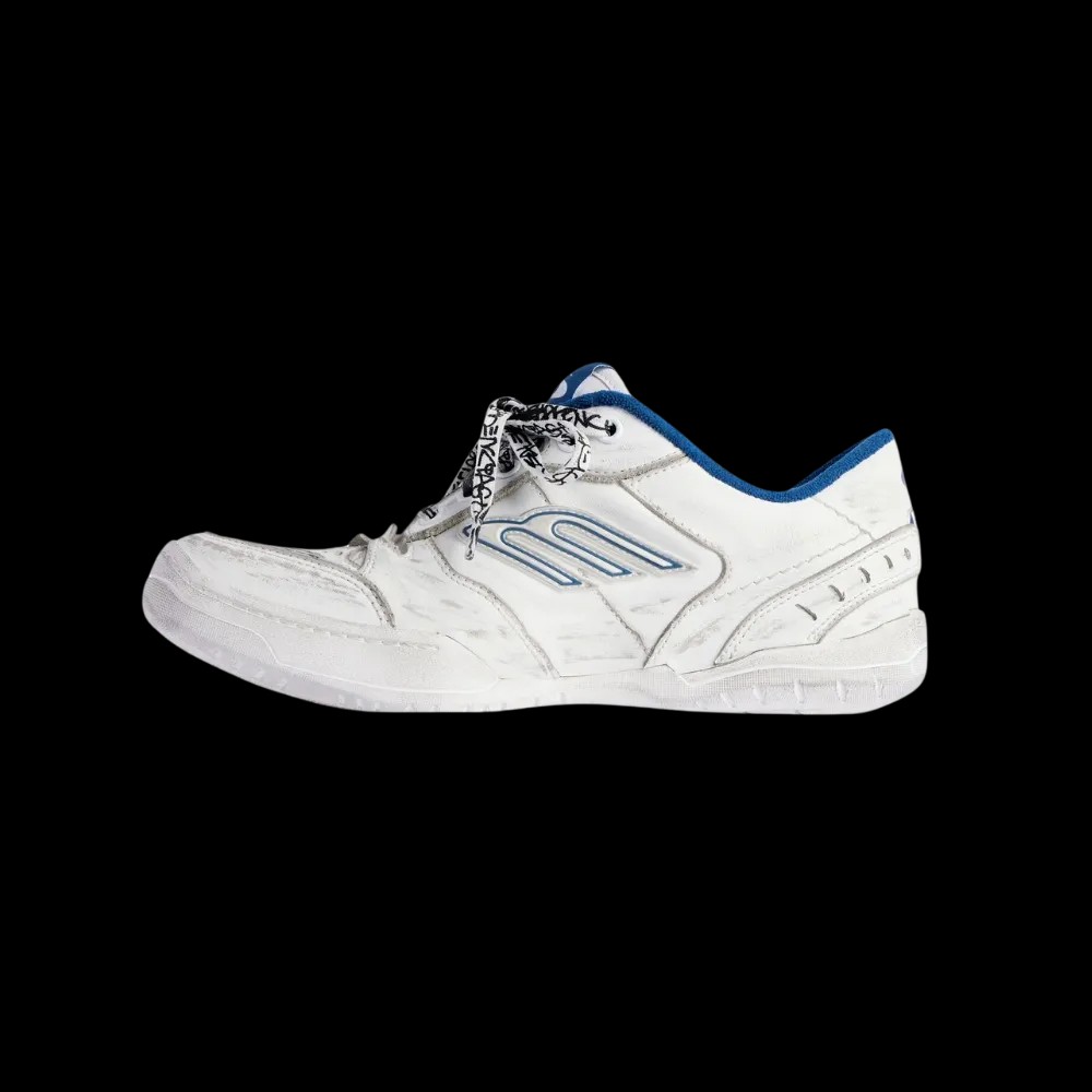 Balenciaga Hamptons Worn-Out Sneaker In White - HypeFly India View 3