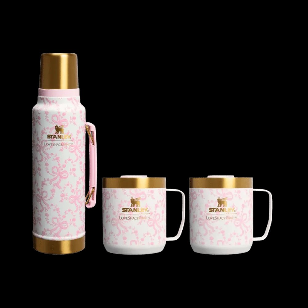 Stanley 1913 X Loveshackfancy Holiday The Everyday Cocoa Set Coquette Bow Chantilly - HypeFly India View 1