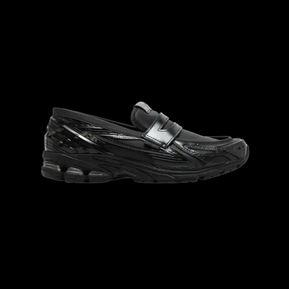 New Balance Junya Watanabe MAN x 1906L 'Black' - HypeFly India View 1