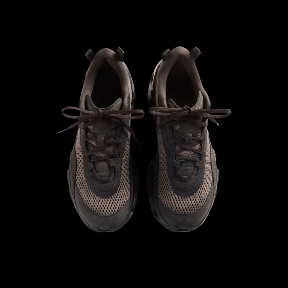 Kith x ON K-Tech 2 'Thorn Ganache' - HypeFly India View 4