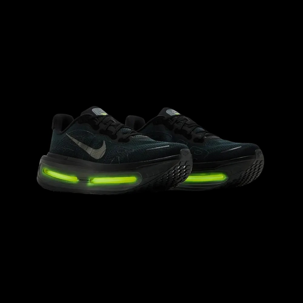Nike Vomero Premium 'Black Anthracite' - HypeFly India View 5