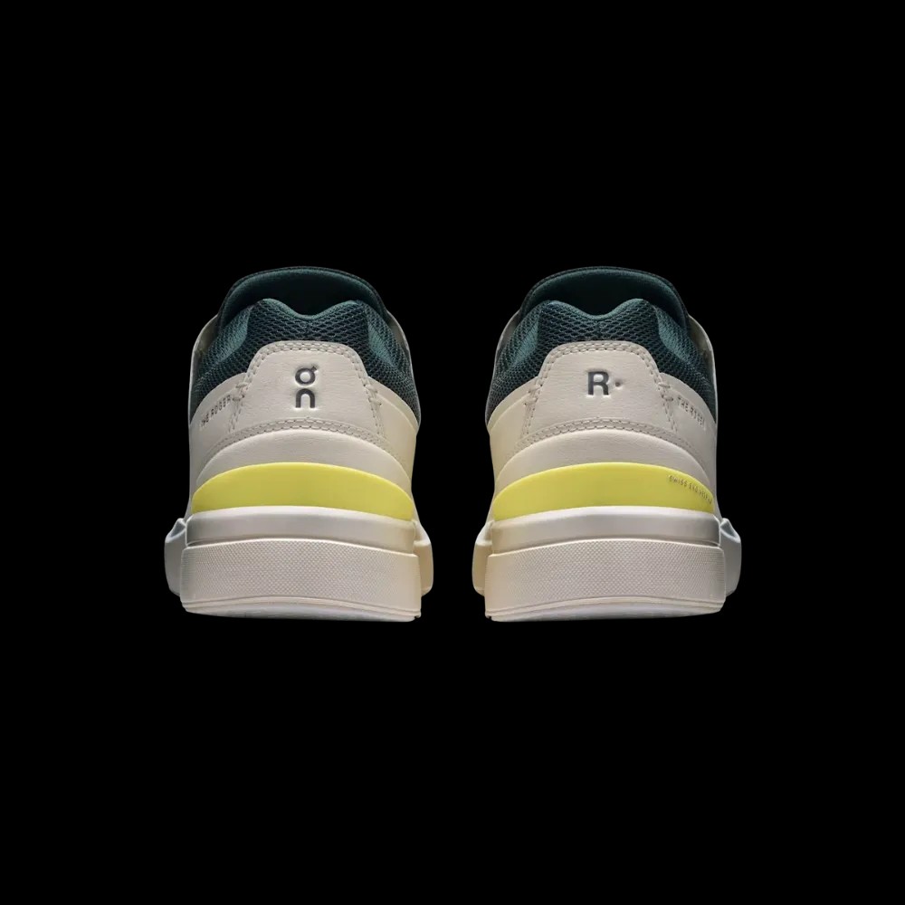 On Running The Roger Advantage Ivory Evergreen - HypeFly India View 4