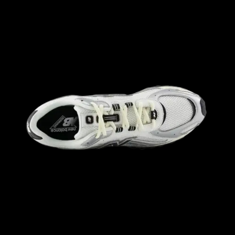 New Balance 204L 'Silver Metallic Navy' - HypeFly India View 3