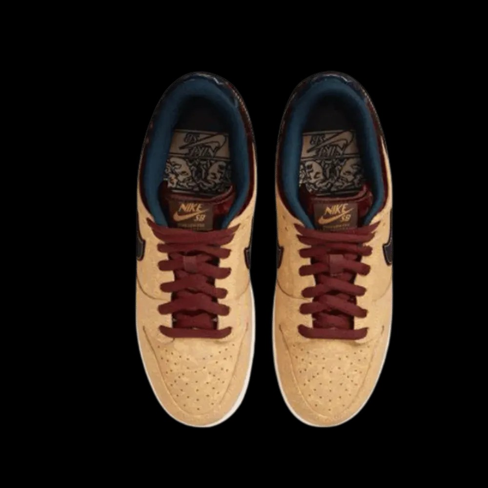 Dunk Low SB 'City of Cinema' - HypeFly India View 2