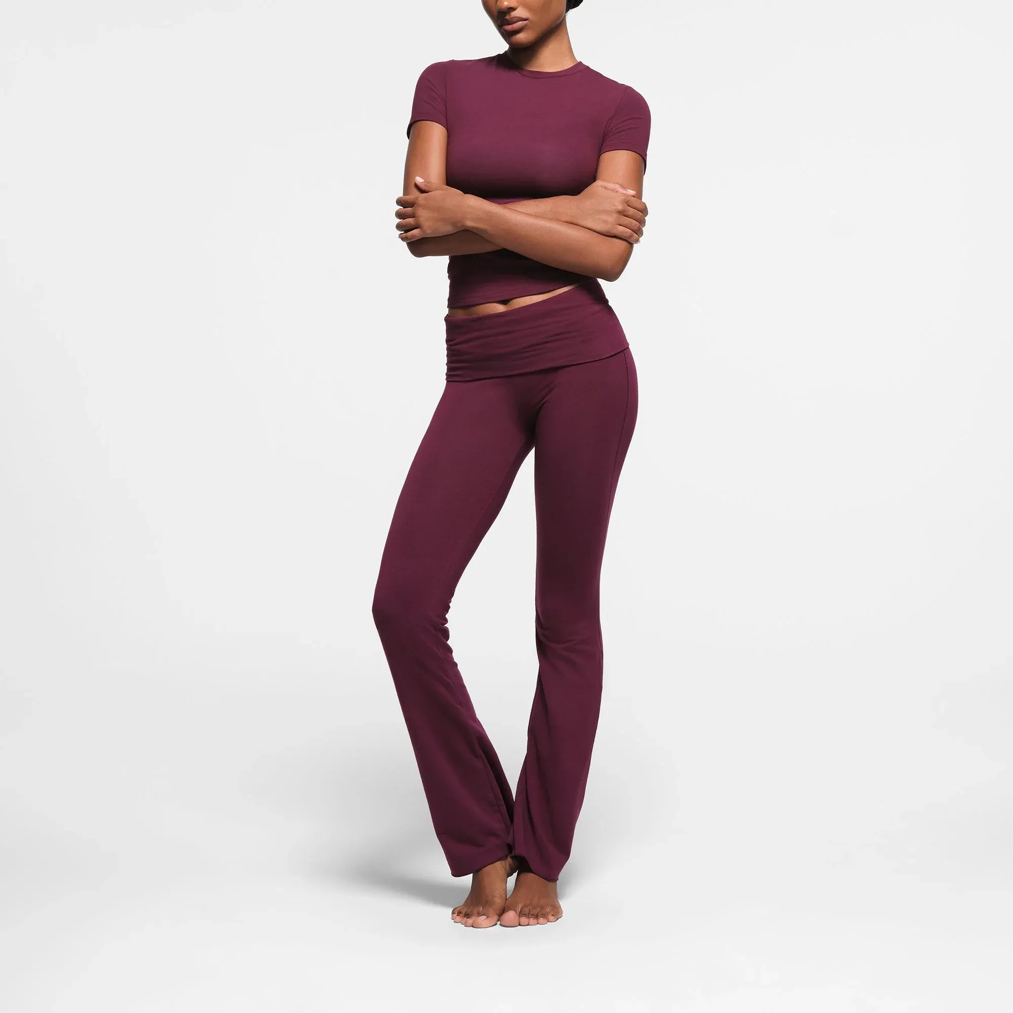 Skims Cotton Jersey Foldover Pant Deep Berry - HypeFly India View 2
