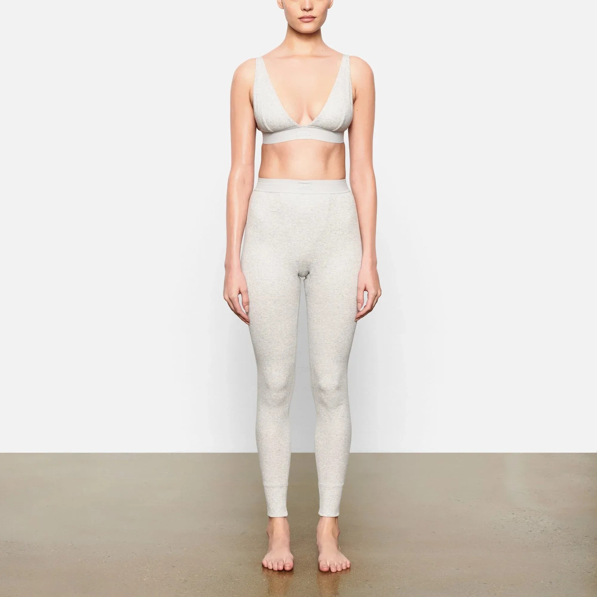 Skims Cotton Rib Legging Light Heather Grey - HypeFly India View 2