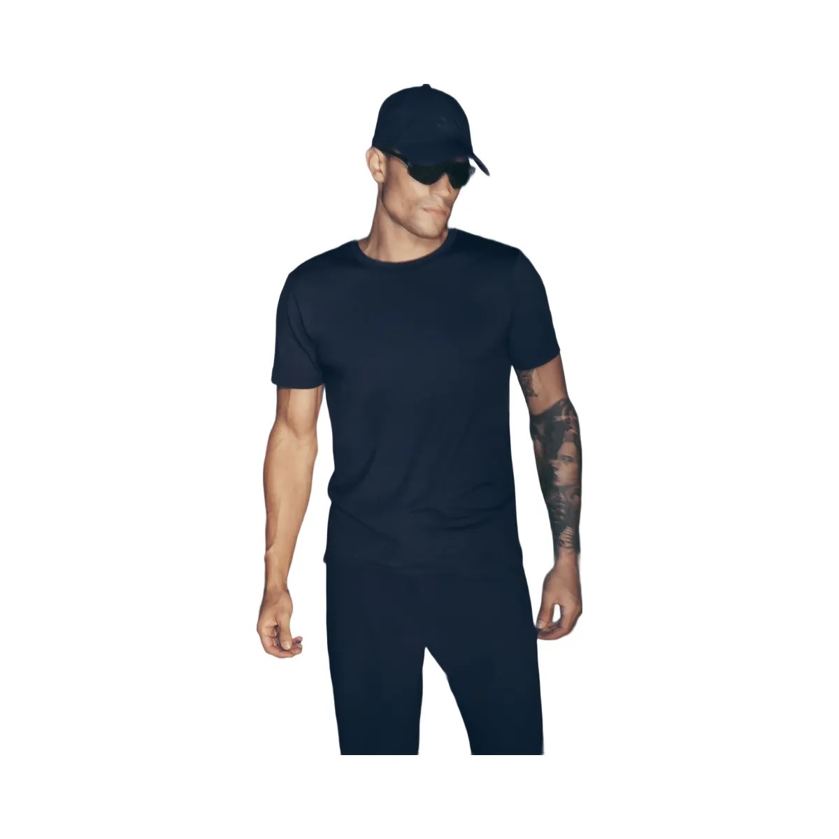 Alo Men's Conquer Reform Crewneck Short Sleeve - Navy - HypeFly India View 5