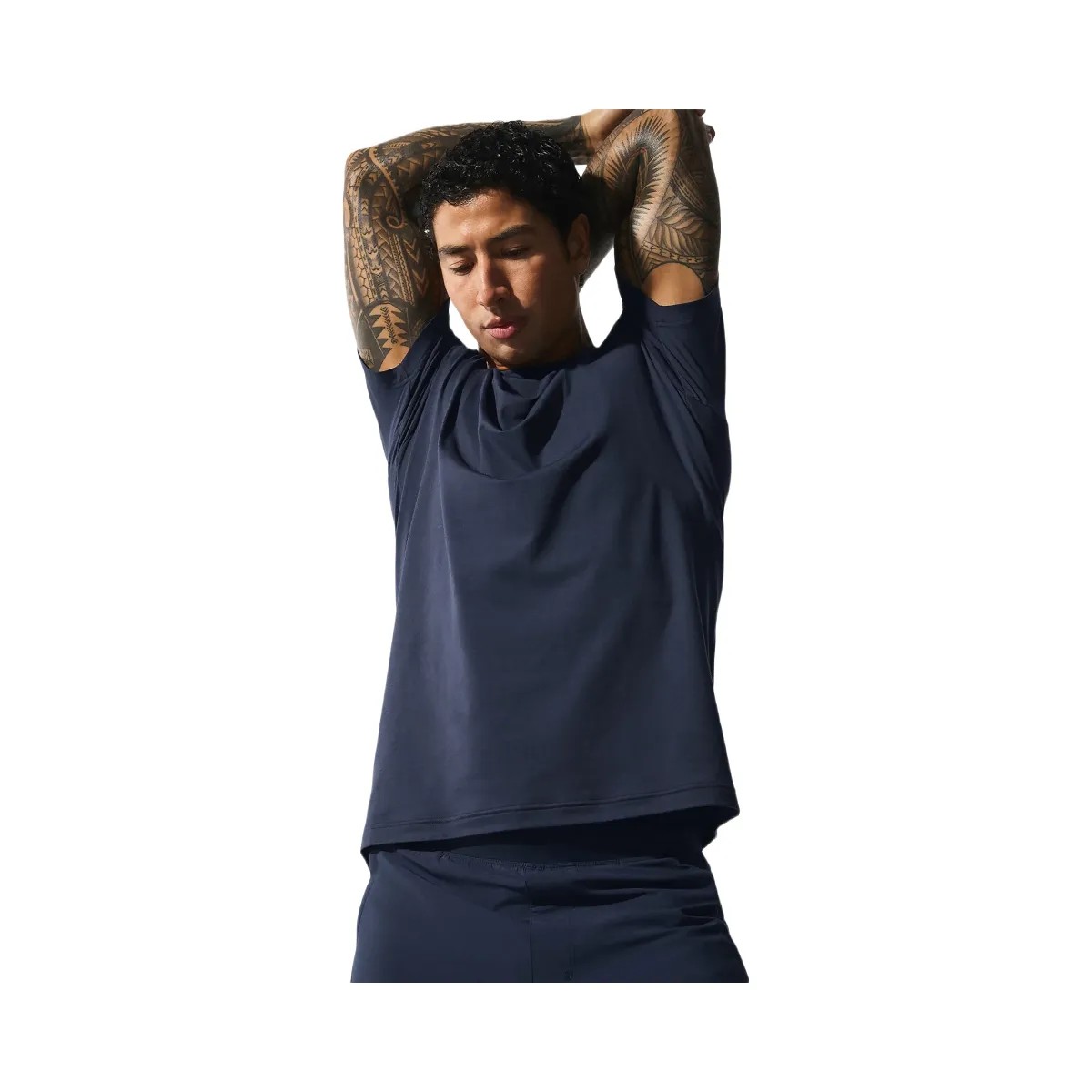 Alo Men's Conquer Reform Crewneck Short Sleeve - Navy - HypeFly India View 1