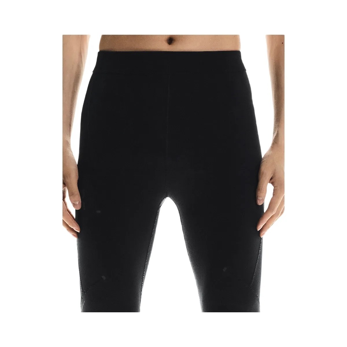 On Performance Tights Black - HypeFly India View 3