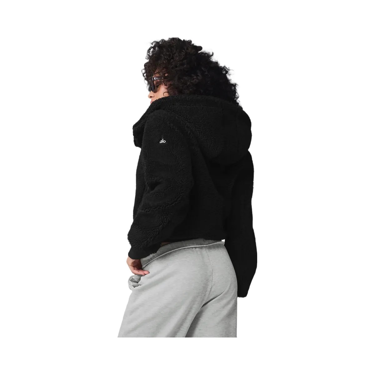Alo Women's Foxy Sherpa Jacket - Black - HypeFly India View 4