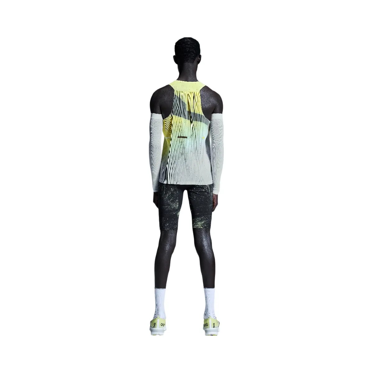 On Race Singlet Limelight | Glacier - HypeFly India View 2
