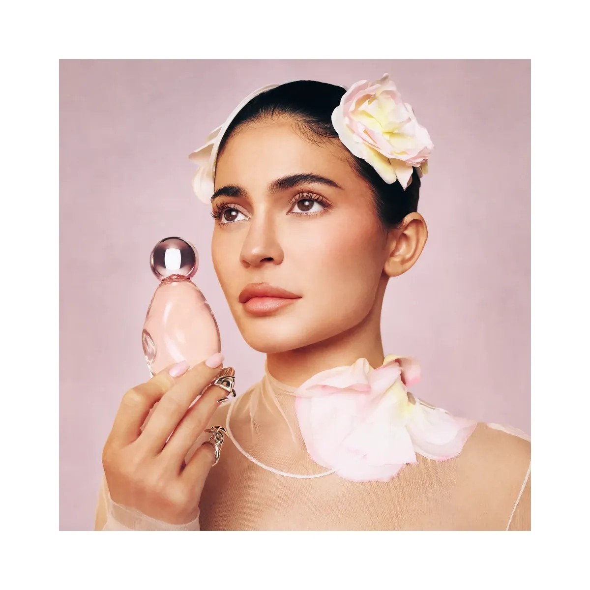 KYLIE COSMETICS Cosmic Kylie Jenner Eau de Parfum Spray & Mini Kylash Volume Mascara Gift Set - HypeFly India View 3
