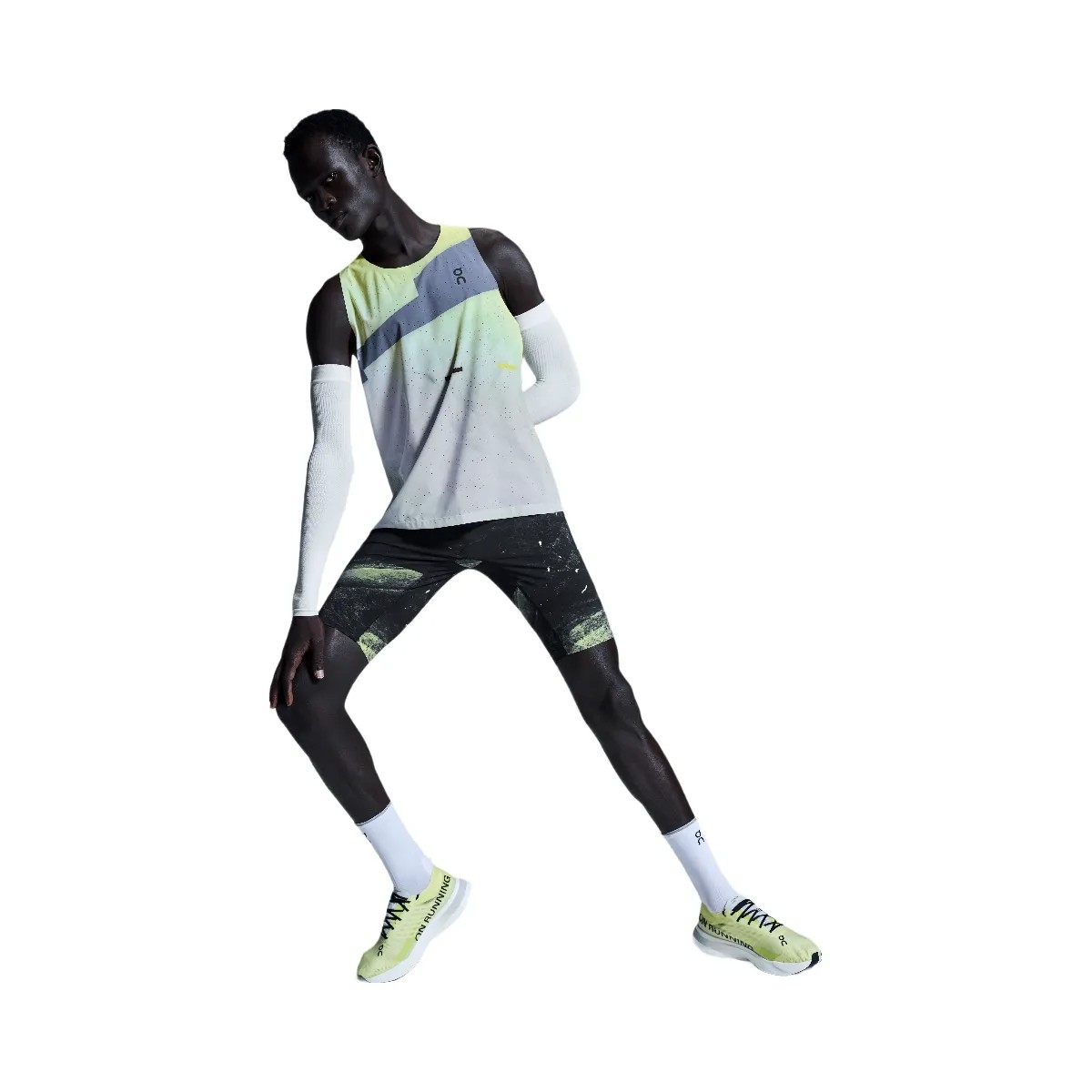 On Race Tights Half Black | Limelight - HypeFly India View 6