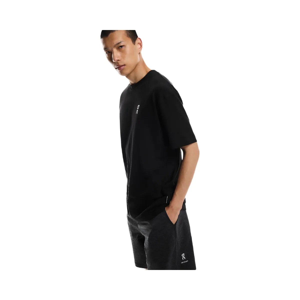 On Club-T Smash Black | Orchid - HypeFly India View 4