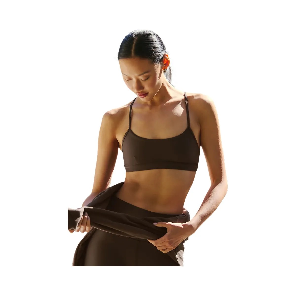 Alo Women's Airlift Intrigue Bra - Espresso - HypeFly India View 6