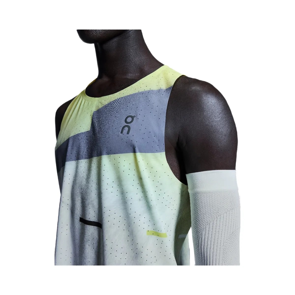 On Race Singlet Limelight | Glacier - HypeFly India View 4