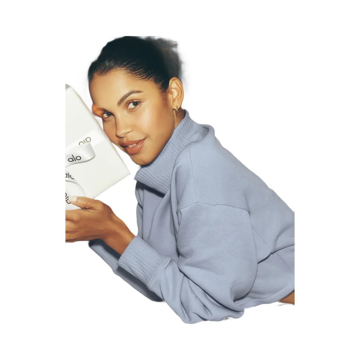 Alo Women's Cropped Serenity Coverup - Winter Frost - HypeFly India View 5